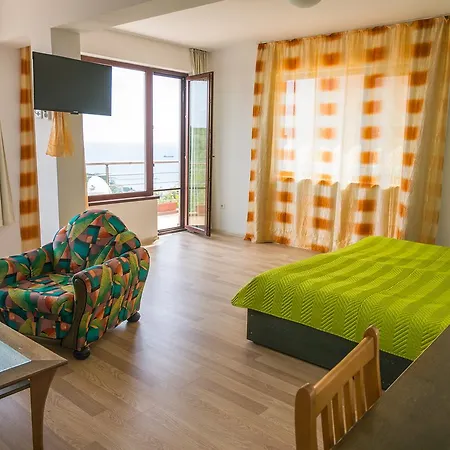 Pensionat Guest Sea View *